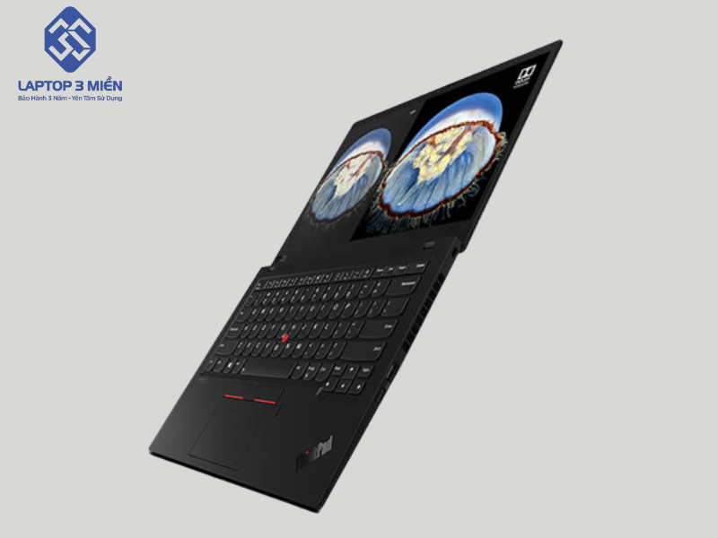 Lenovo Thinkpad X1 Carbon Gen 8 cải tiến bàn phím