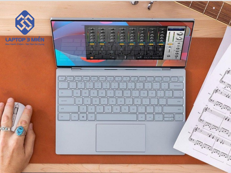 Bàn phím và touchpad Dell Xps 13 9315 mang lại trải nghiệm tuyệt vời cho người dùng